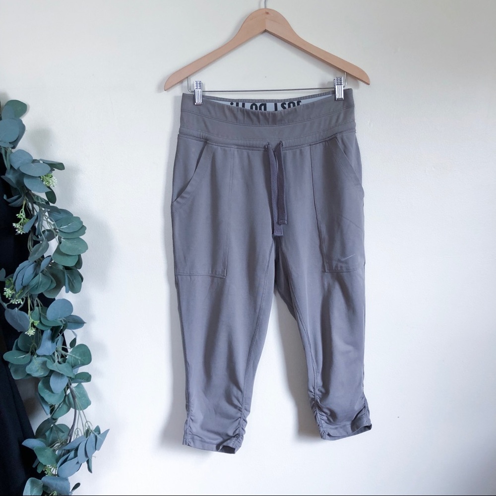 nike | cropped ruched athletic crop pants small